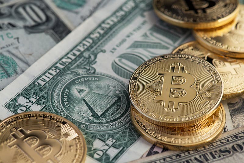 Bitcoin może stać się poważnym rywalem dla dolara, a sytuacja w 2026 roku może się znacznie zmienić. Cena Bitcoina spadła do