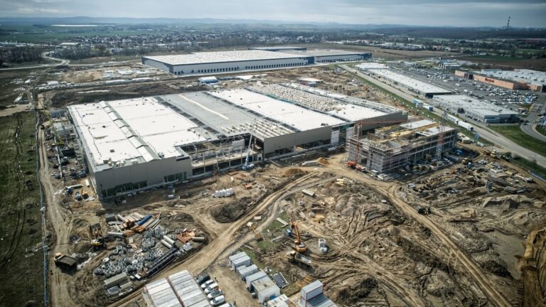 Viessmann world's largest factory construction in Legnica, Urbanity Group's major investment