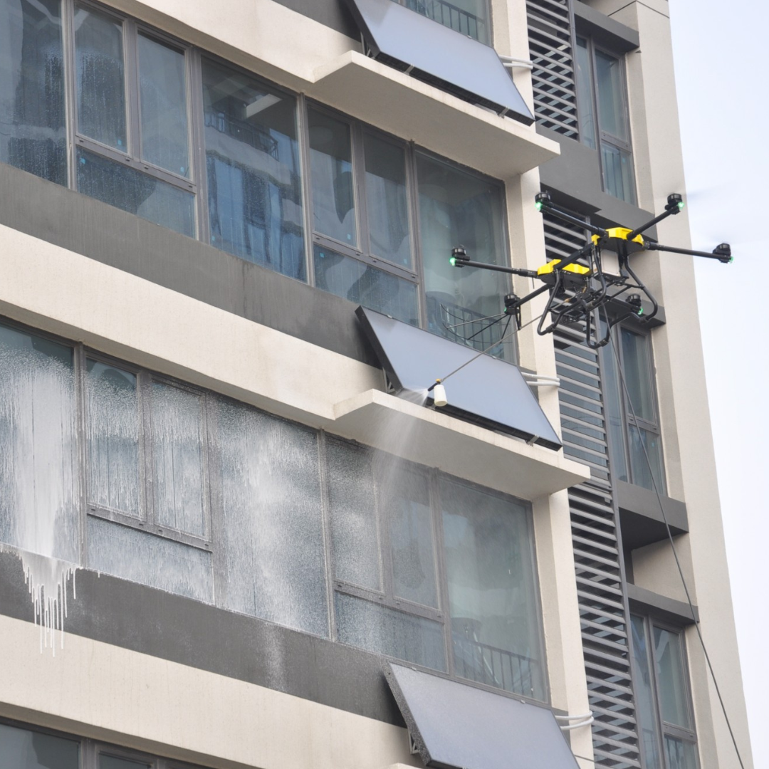 Dron superwizujący piec w budynku mieszkalnym