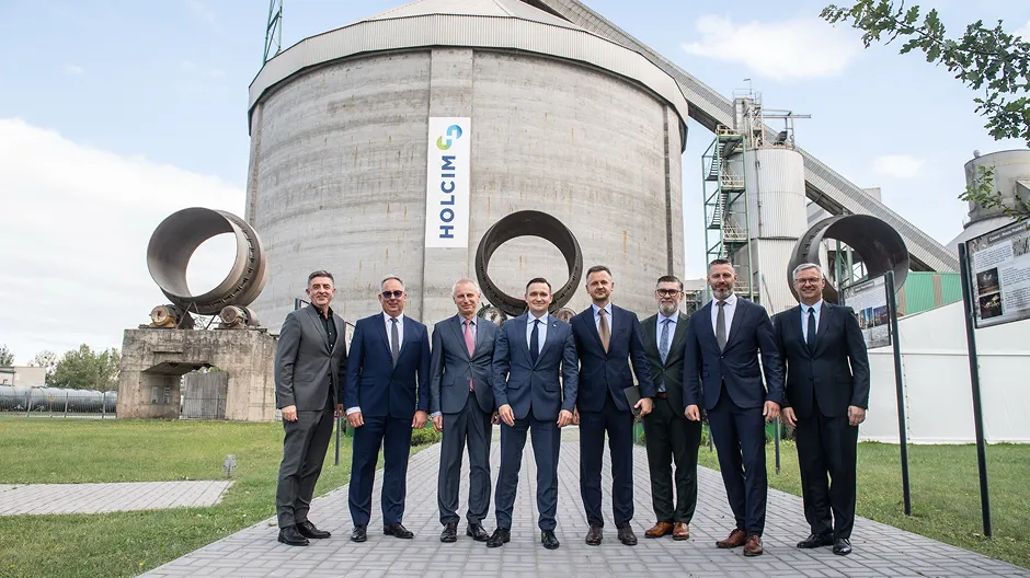 MET Polska i Holcim Polska współpracują w dziedzinie energii, wprowadzając nowoczesne technologie, które mogą pomóc w zredukc