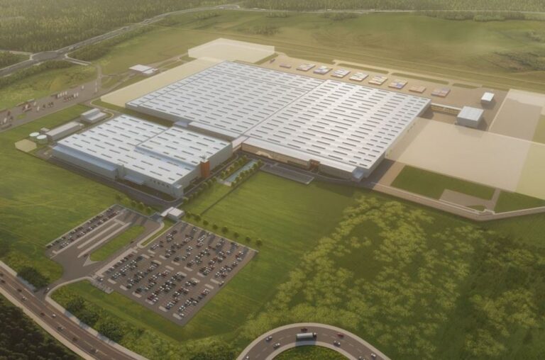 ElectroMobility Poland i Foxconn partnerstwo dla produkcji baterii elektrycznych