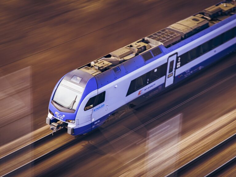 Rozwój odnawialnych Źródeł Energii PKP Intercity i e-bilety