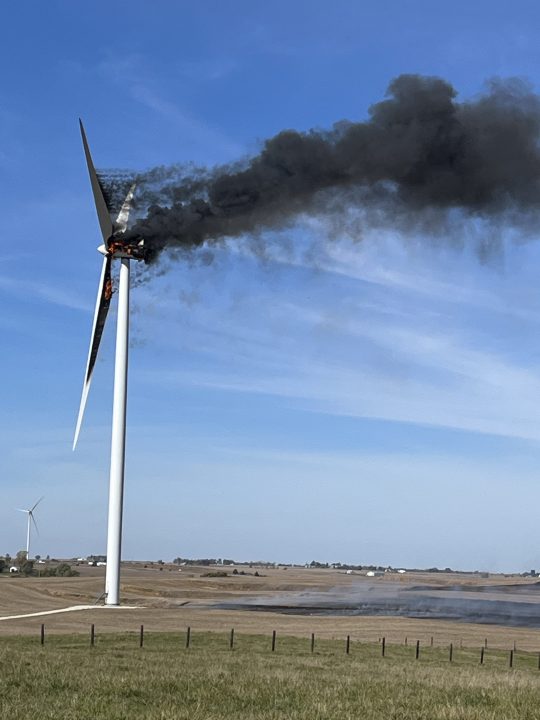 Pożar na turbynie wiatrowej w Łódzkim - analiza przyczyn i konsekwencji