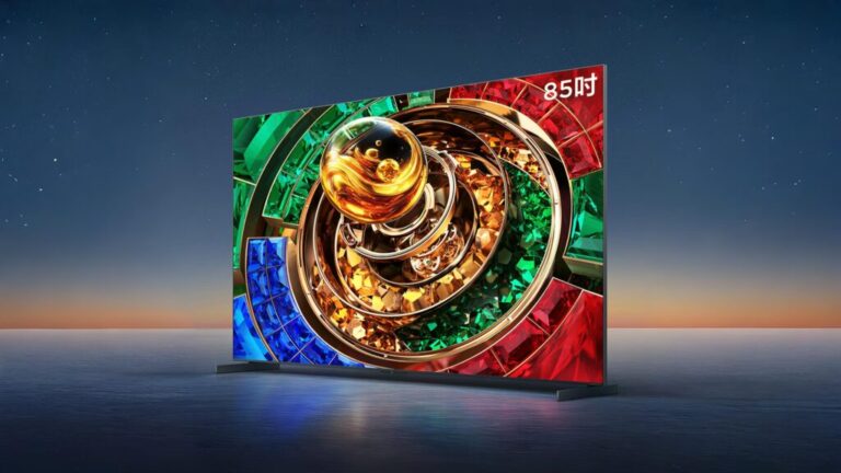 Telewizor TCL Mini-LED RGB, jasność 9000 nitów, wysoka jakość obrazu, szeroki paleta kolorów.