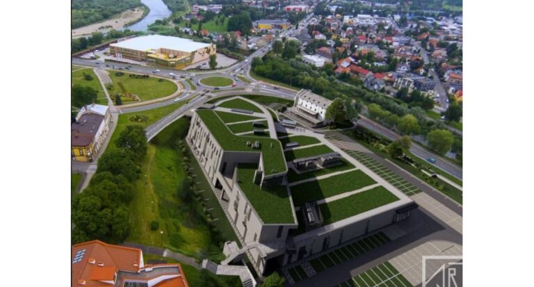 Prezydent Nowego Sączu zatwierdził budowę magazynu energii w Zabełczu, zwiększając efektywność OZE i stabilność sieci