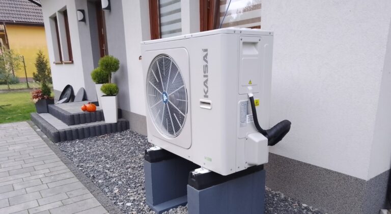 Pompa ciepła zainstalowana w polskim budynku jednorodzinnym